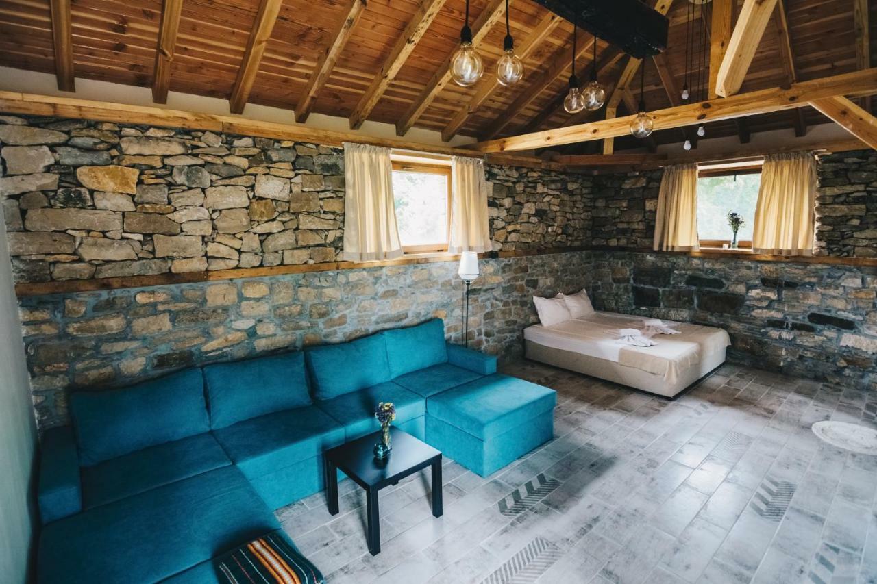 Hotel Завоя Krushuna Exterior foto